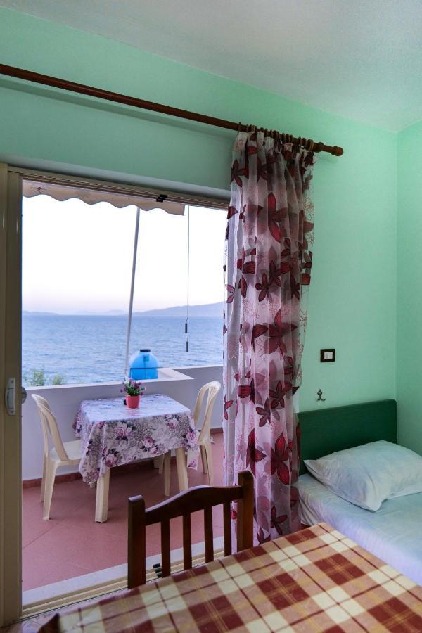 Ferienwohnung Rei's House Sarandë Exterior foto
