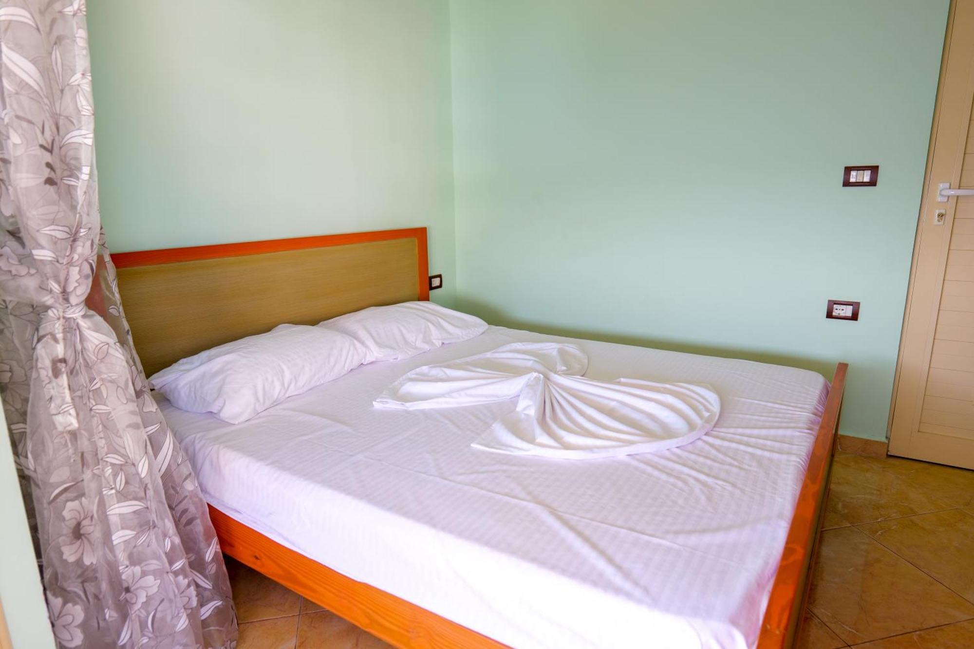 Ferienwohnung Rei's House Sarandë Zimmer foto