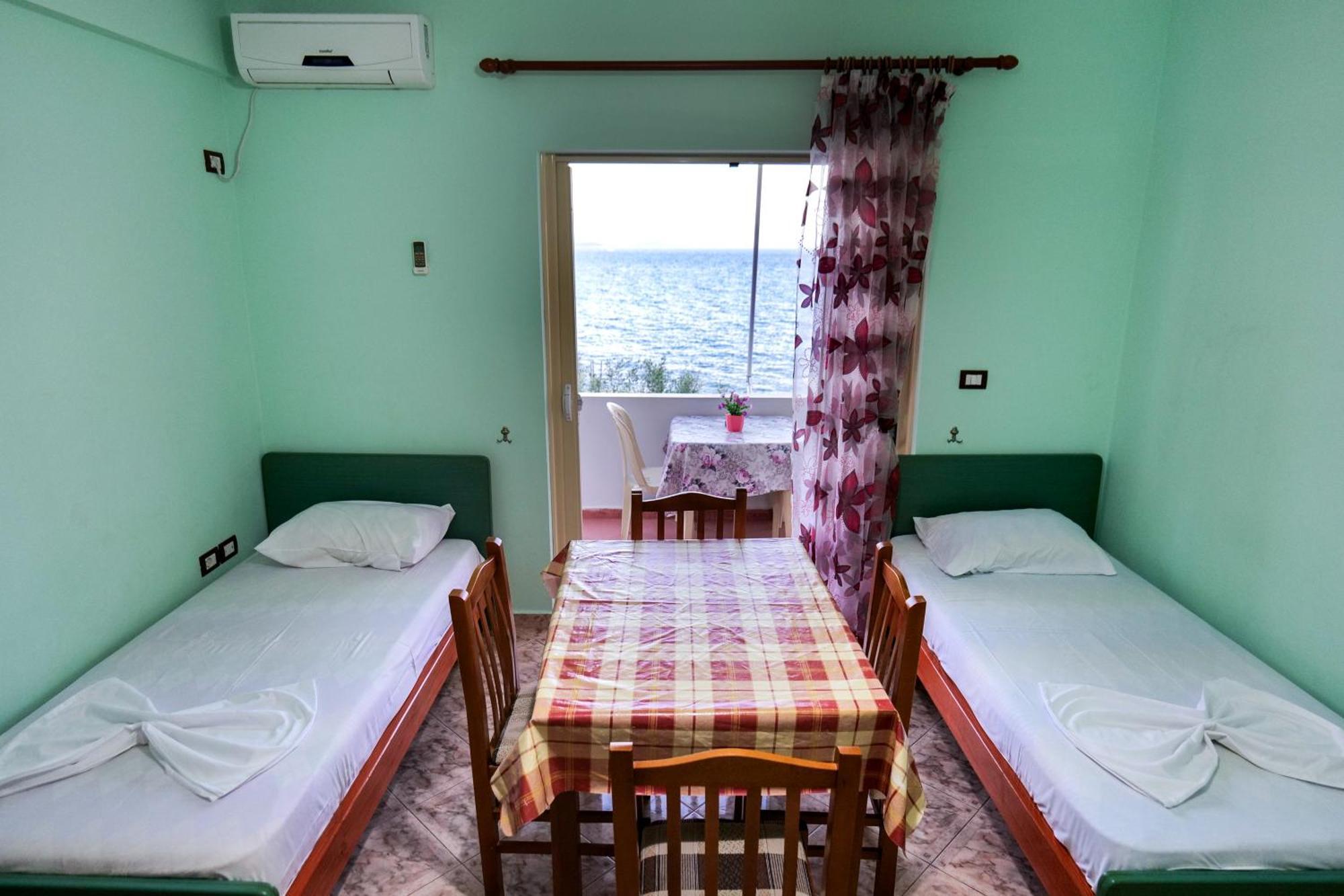 Ferienwohnung Rei's House Sarandë Zimmer foto